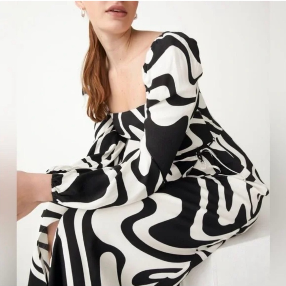 & Other Stories Black and White Patterned Dress